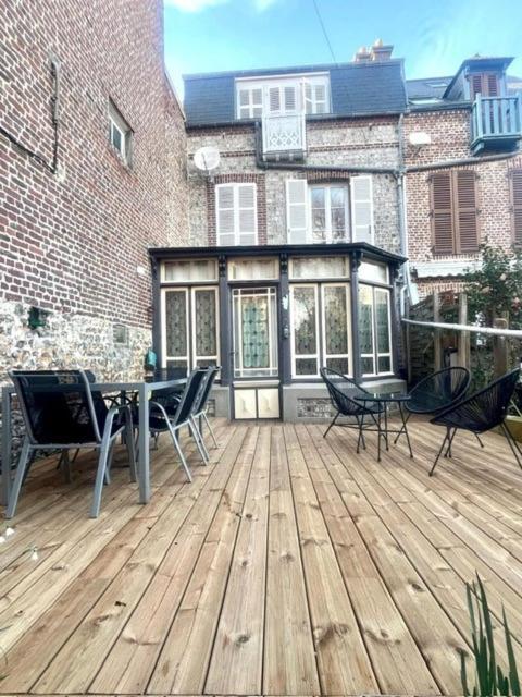 Maison Familiale De Ville A Étretat Eksteriør billede