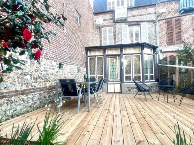 Maison Familiale De Ville A Étretat Eksteriør billede